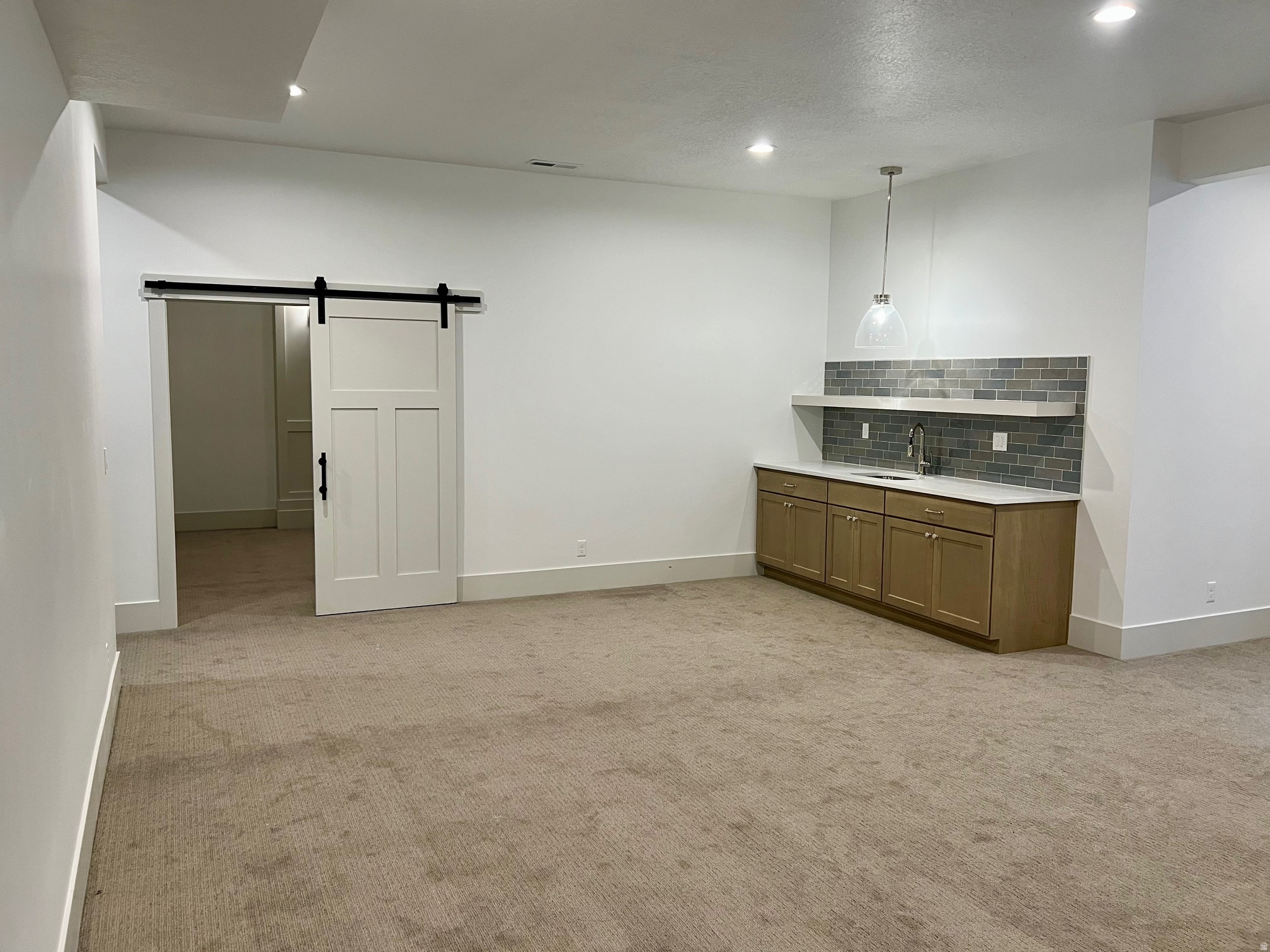 DAYBREAK - Residential