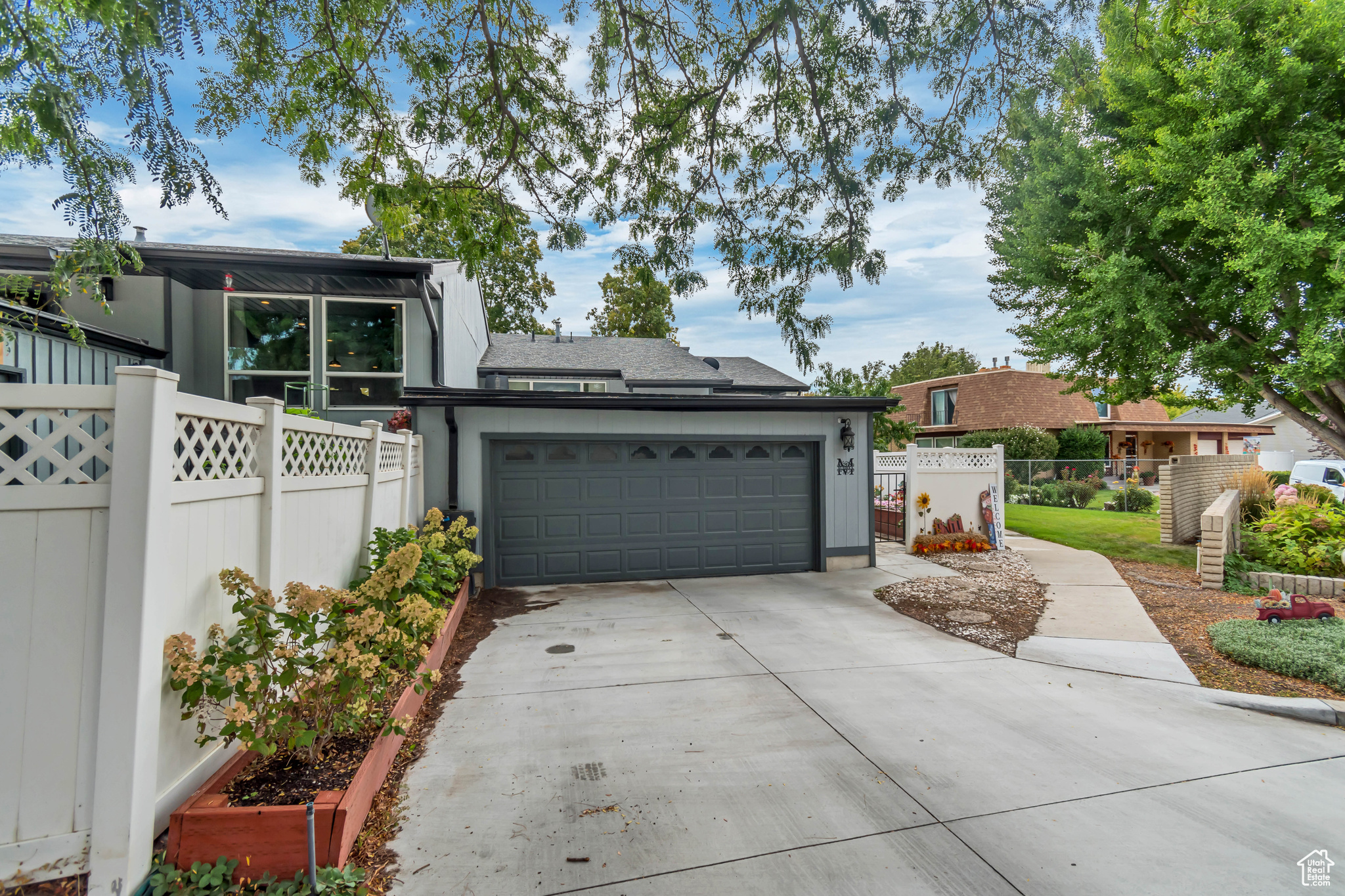 SUNSET HILLS - Residential