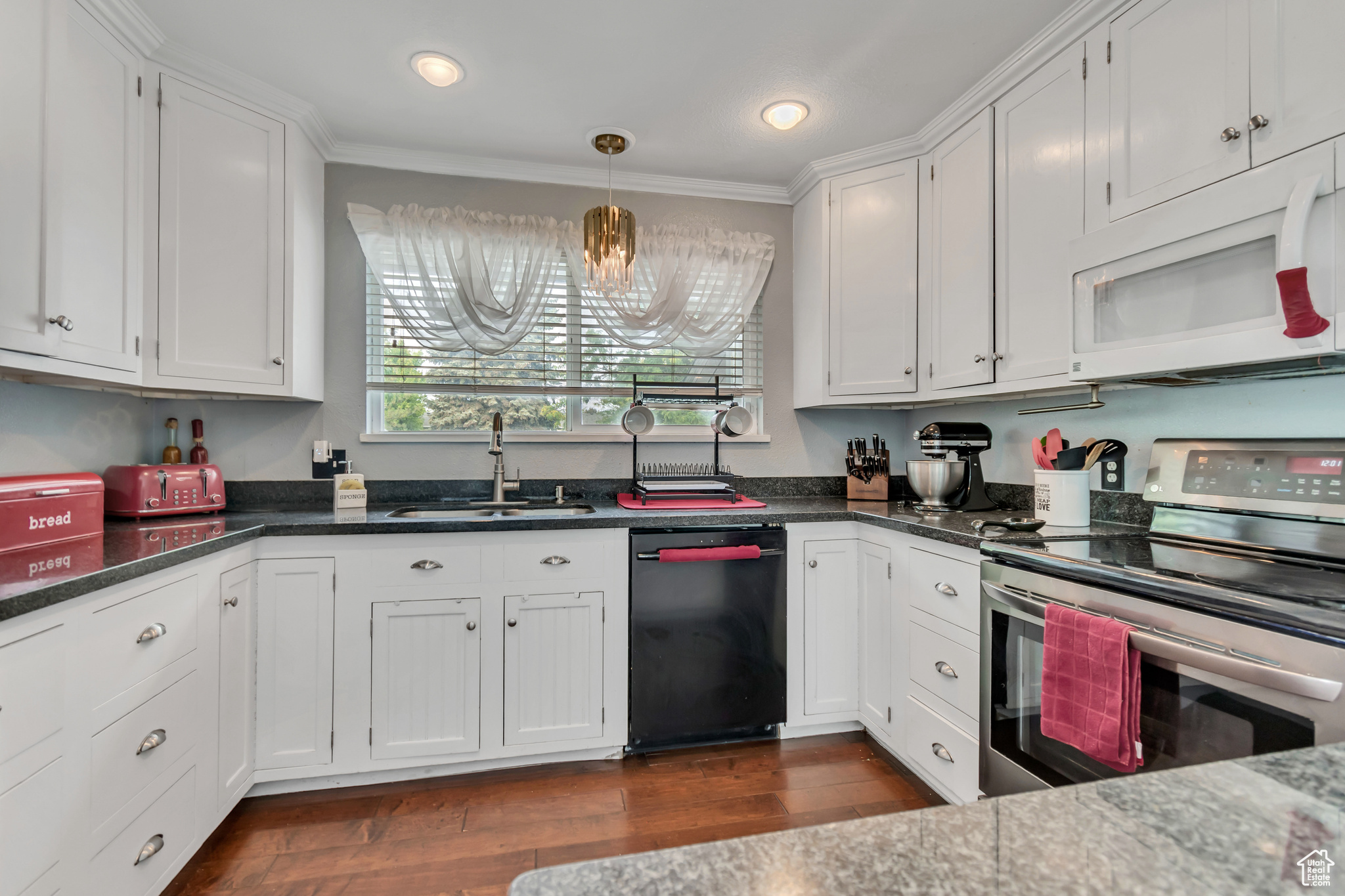 SUNSET HILLS - Residential