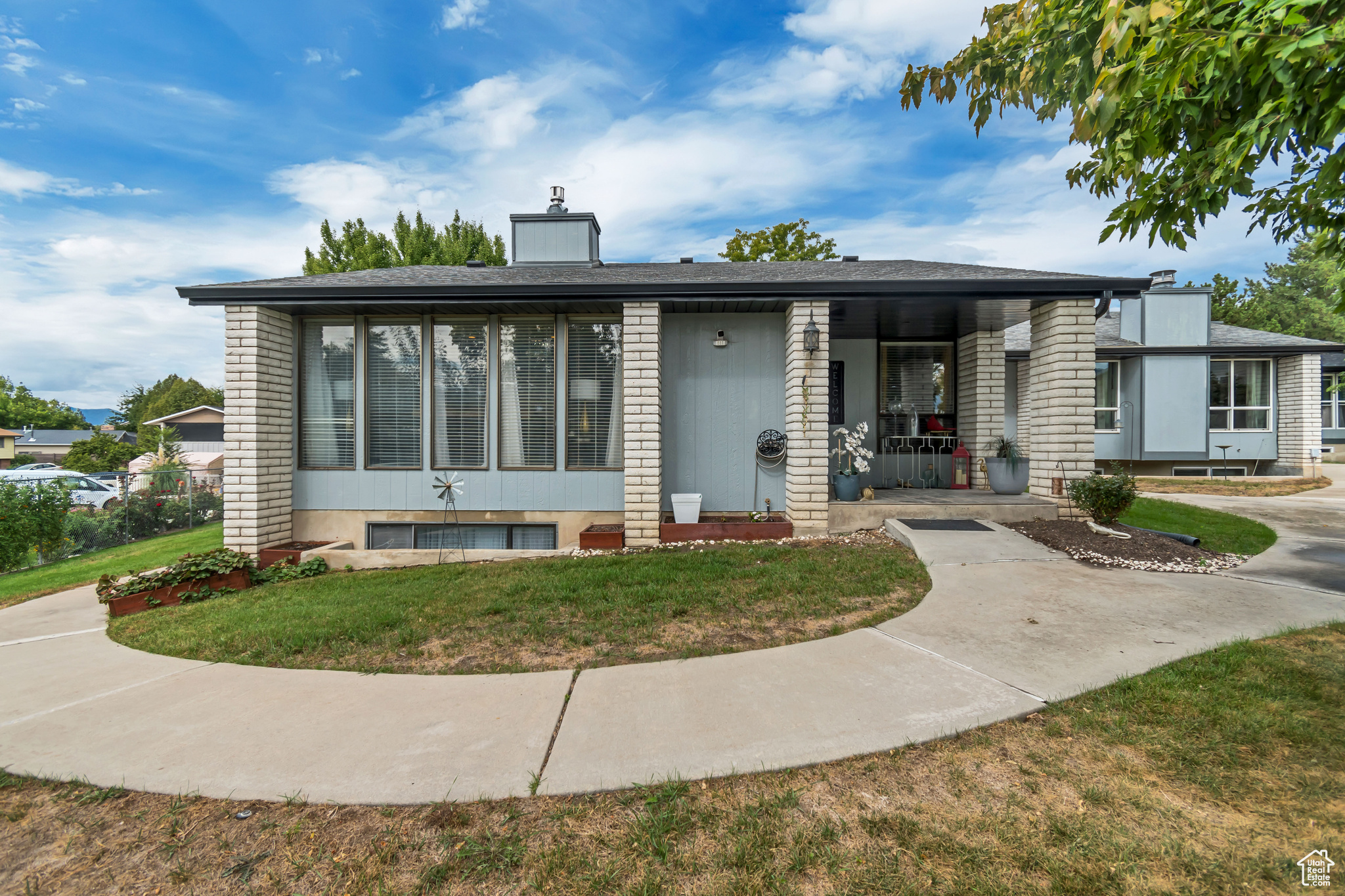 SUNSET HILLS - Residential