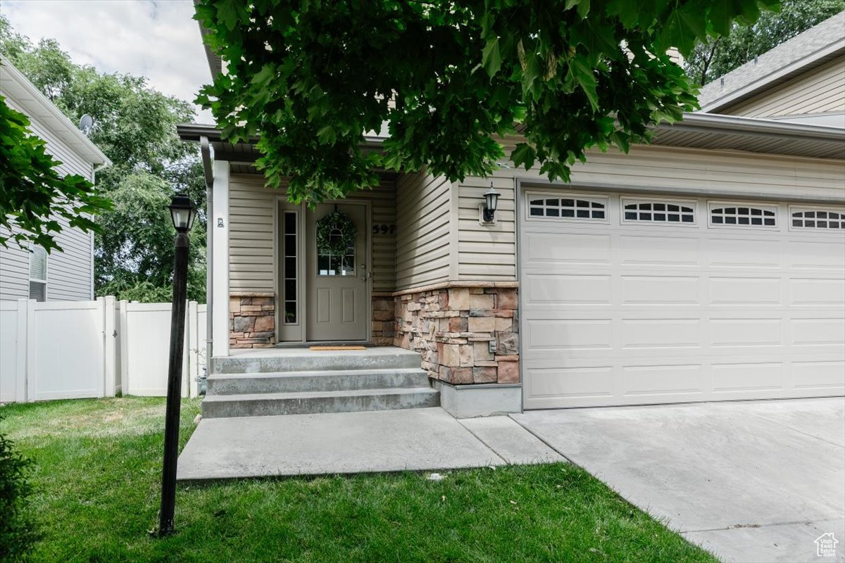 QUINNCOURT.GOGLADLY.COM - Residential Income