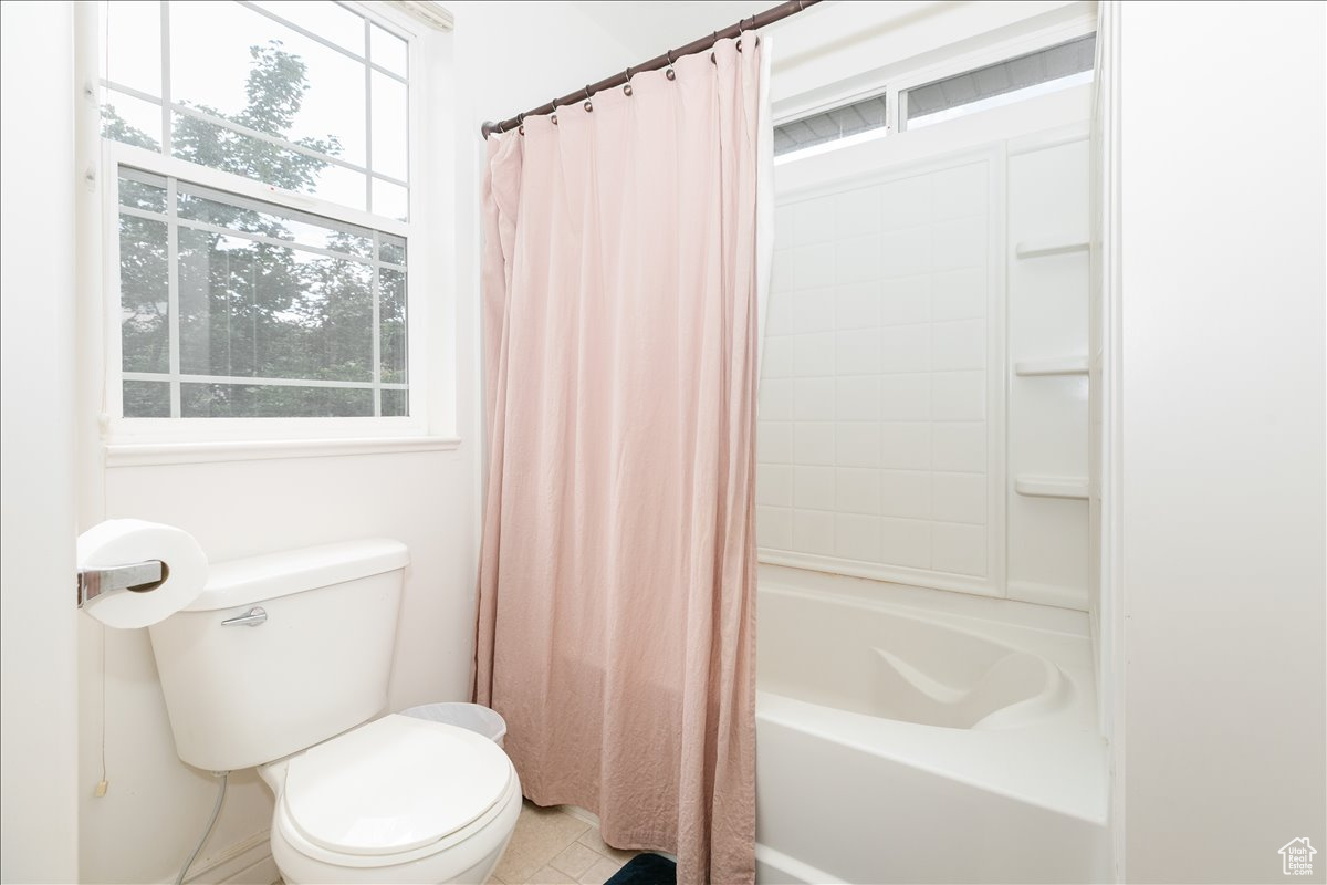 QUINNCOURT.GOGLADLY.COM - Residential Income
