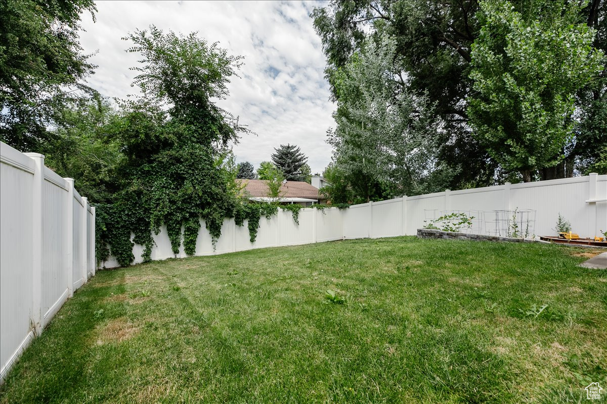 QUINNCOURT.GOGLADLY.COM - Residential Income