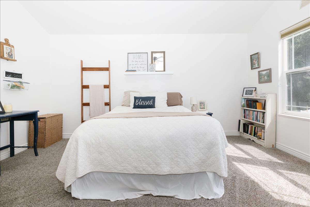 QUINNCOURT.GOGLADLY.COM - Residential Income