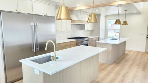 Tiny photo for 9039 S 1660 E, Sandy, UT 84093 (MLS # 2138596)