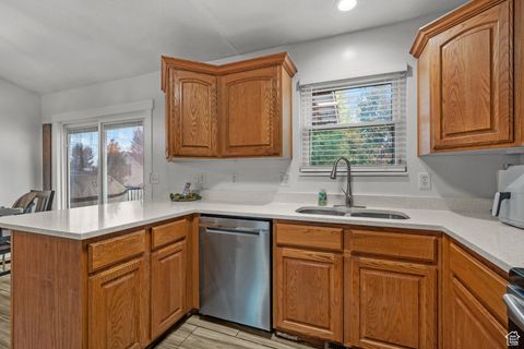 Tiny photo for 162 W 690 N, Santaquin, UT 84655 (MLS # 2113357)