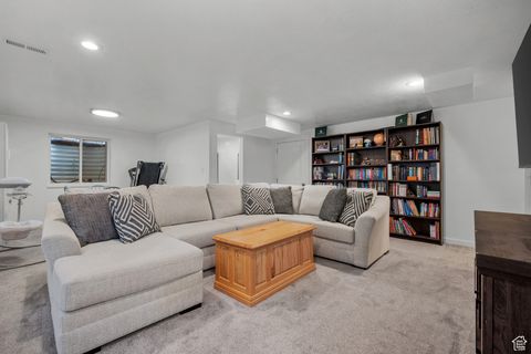 Tiny photo for 162 W 690 N, Santaquin, UT 84655 (MLS # 2113357)