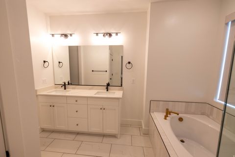 Tiny photo for 293 N PHEASANT DR, Mapleton, UT 84664 (MLS # 2142567)