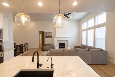 Tiny photo for 293 N PHEASANT DR, Mapleton, UT 84664 (MLS # 2142567)