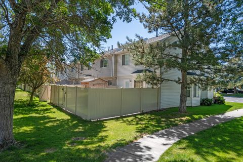 Tiny photo for 962 N INDEPENDENCE Ave W, Provo, UT 84604 (MLS # 2125114)