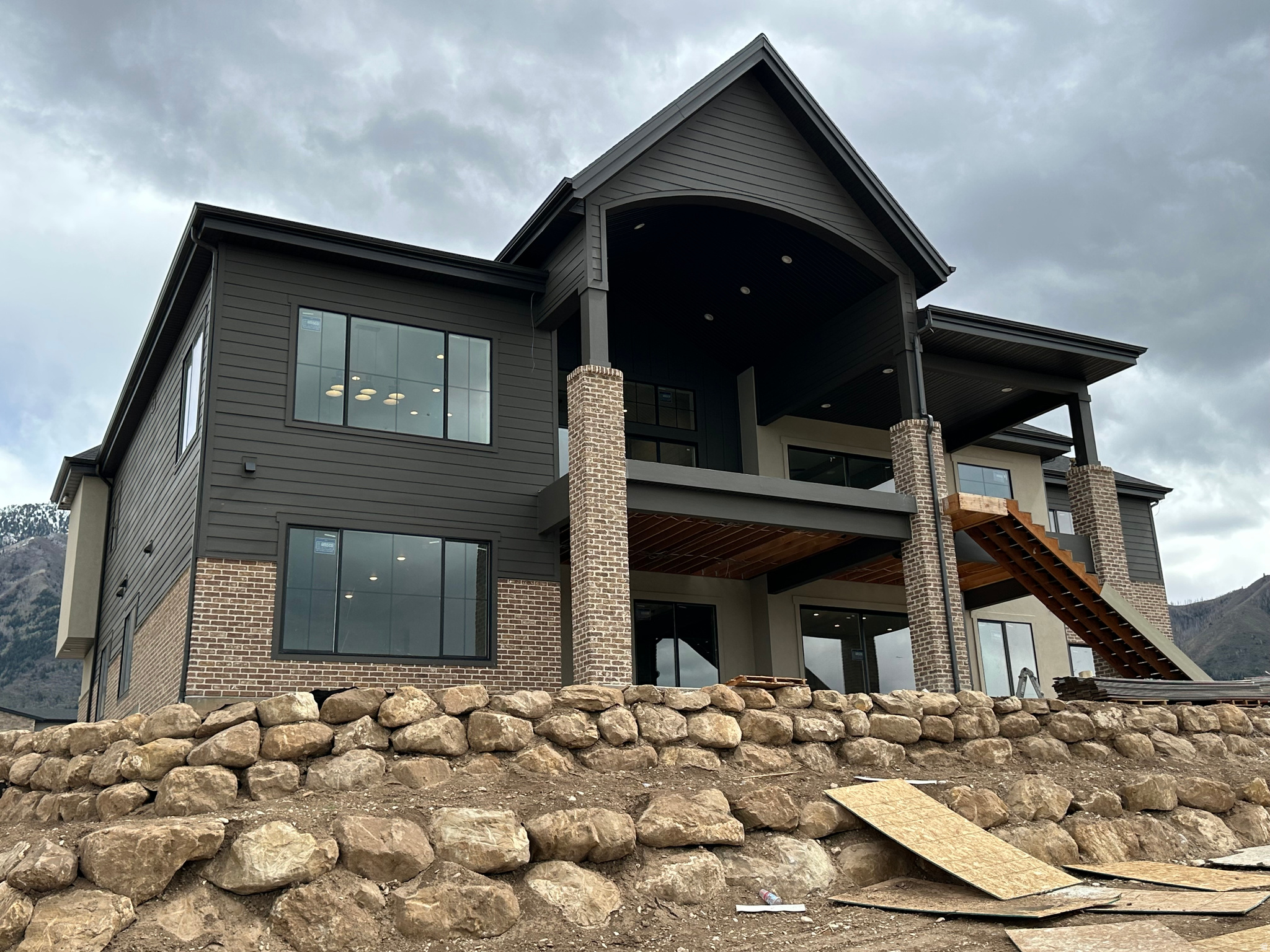 HIGHLANDS AT ELK RIDGE - Residential