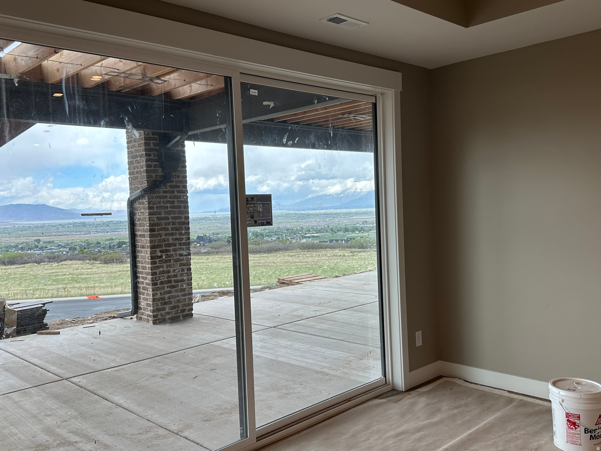 HIGHLANDS AT ELK RIDGE - Residential