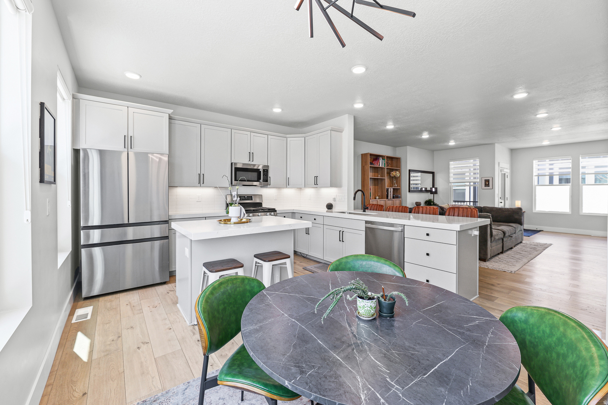 PRESTWICK - Residential
