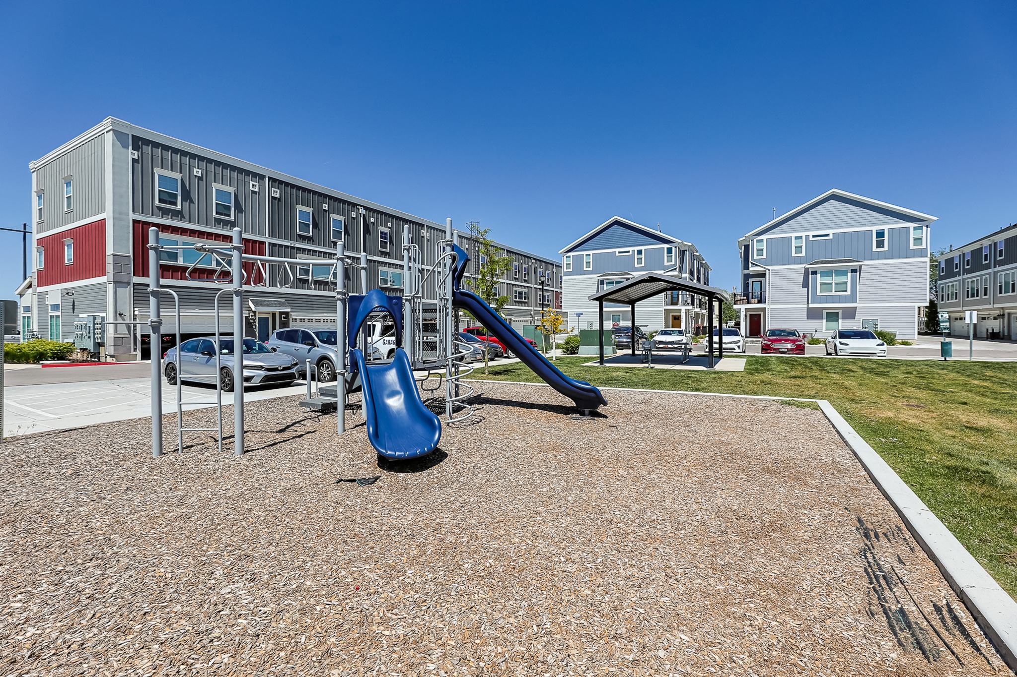 PRESTWICK - Residential