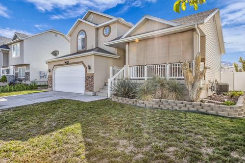 Photo of 3690 OLIVENHAIN CT, Magna, UT 84044 (MLS # 2153173)