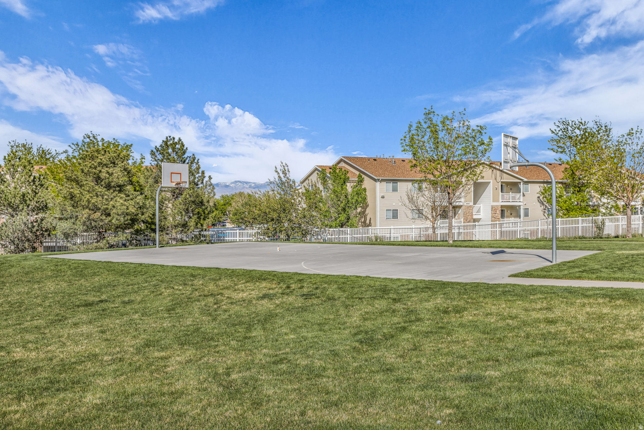 COTTAGES AT ELK RUN - Residential