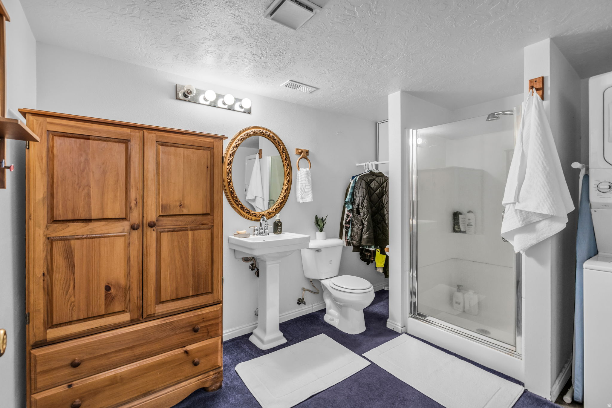 COTTAGES AT ELK RUN - Residential