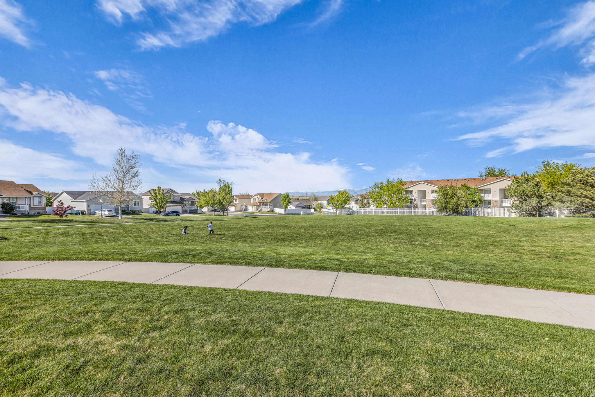 COTTAGES AT ELK RUN - Residential