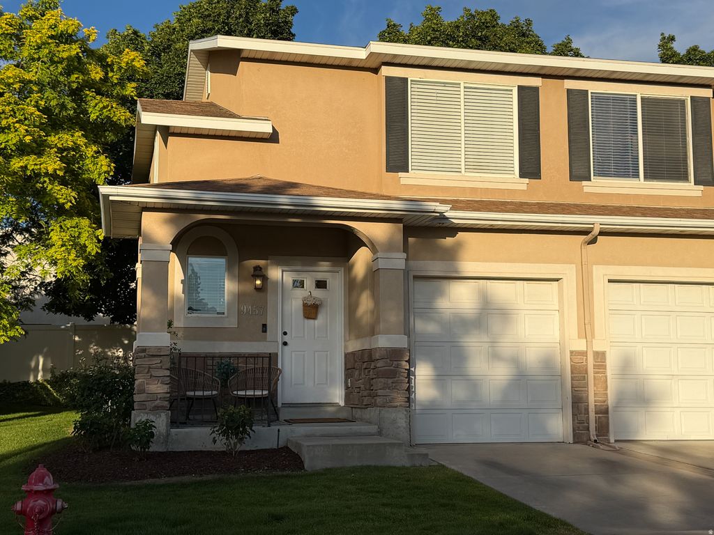 Photo of 9457 S HIDDEN POINT DR W, Sandy, UT 84070 (MLS # 2166509)