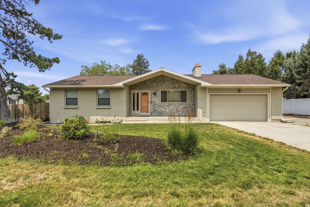 Photo of 2693 E TEAL WAY S, Sandy, UT 84093 (MLS # 2168010)