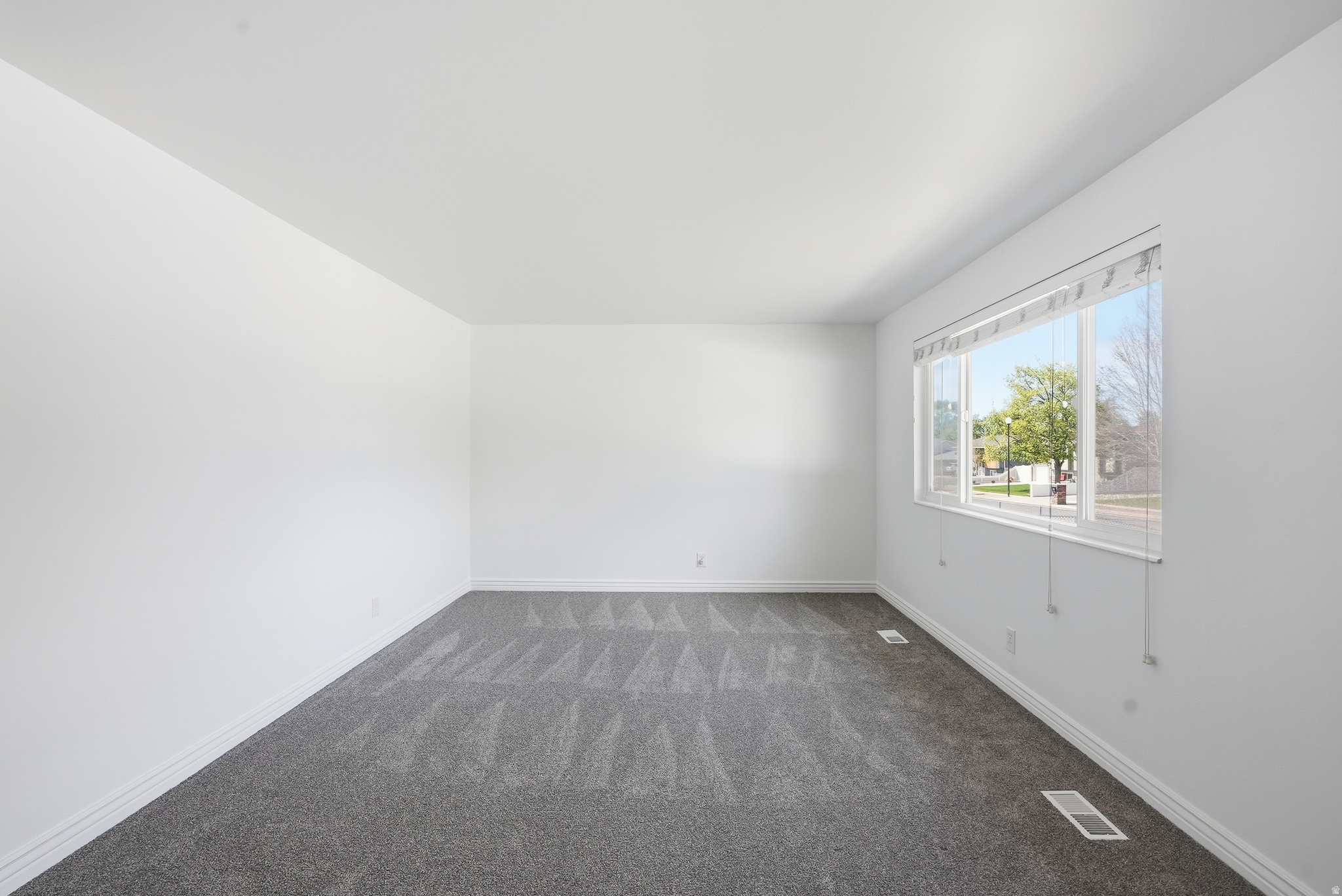 WHITE SANDS - Residential