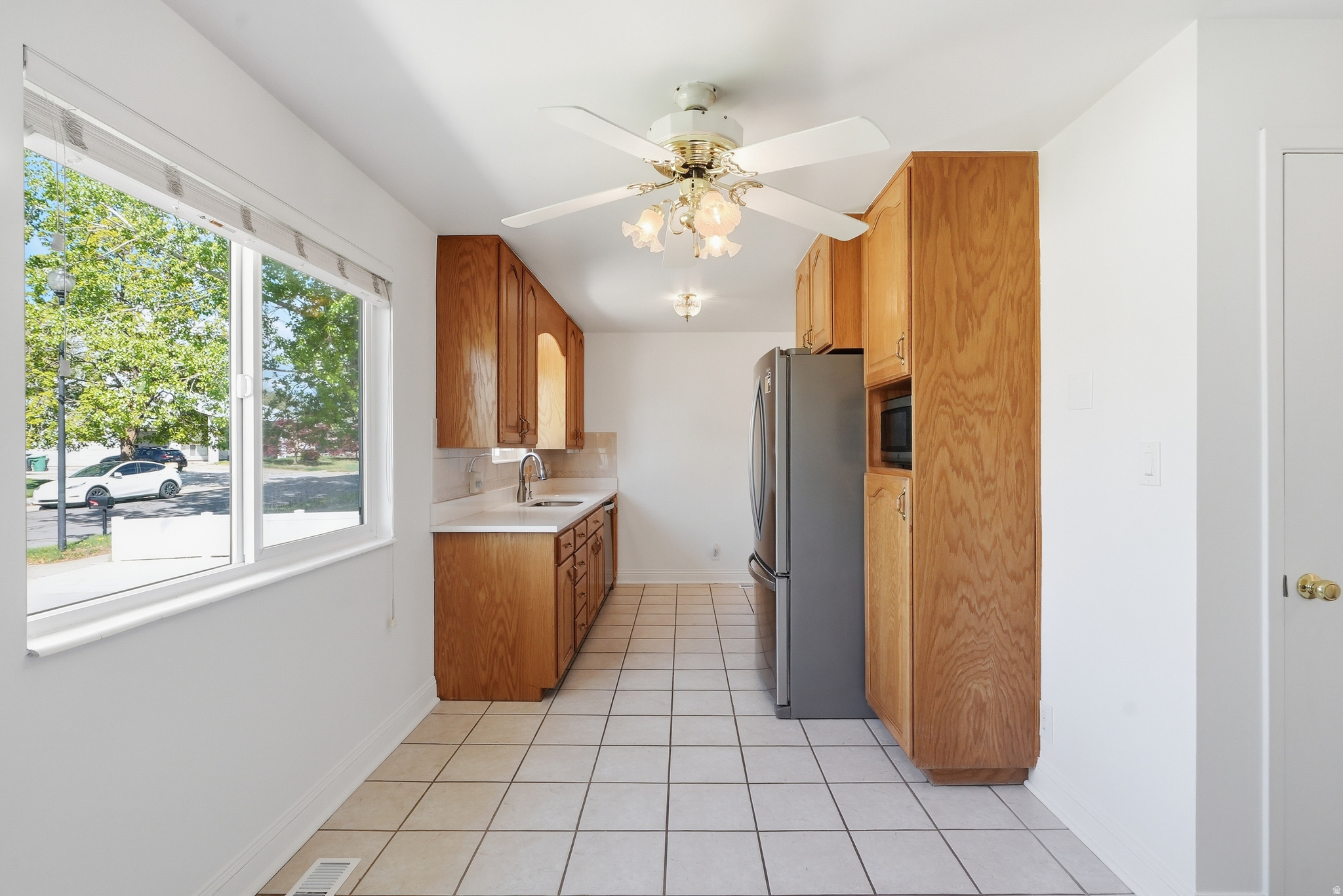 WHITE SANDS - Residential