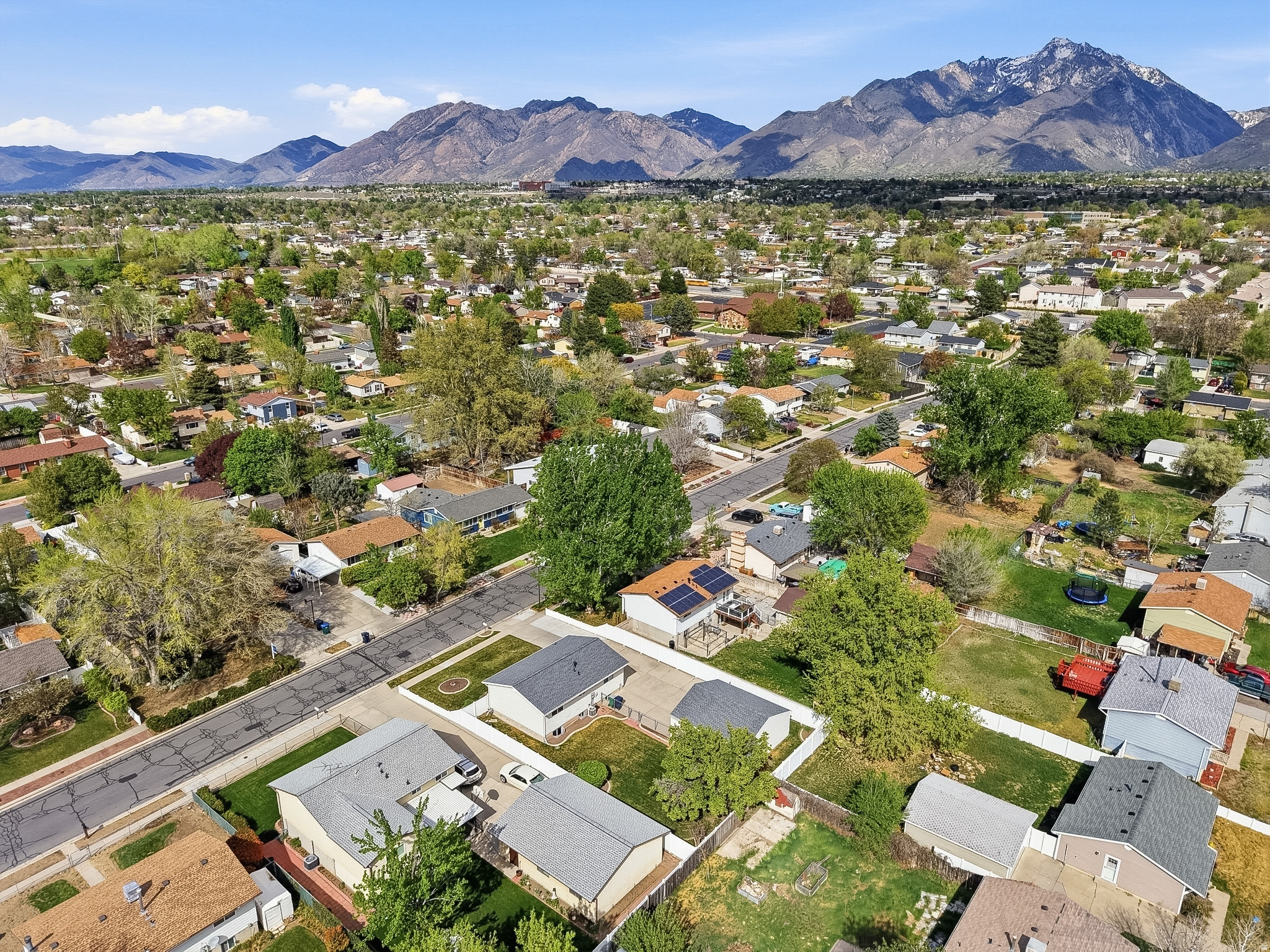 WHITE SANDS - Residential