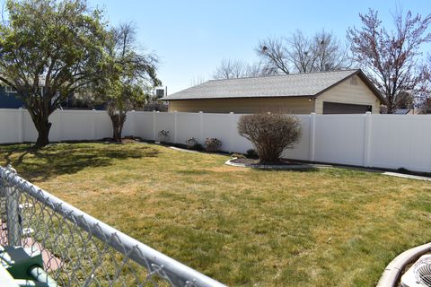 Tiny photo for 574 E ALOHA LN S, Sandy, UT 84070 (MLS # 2144751)