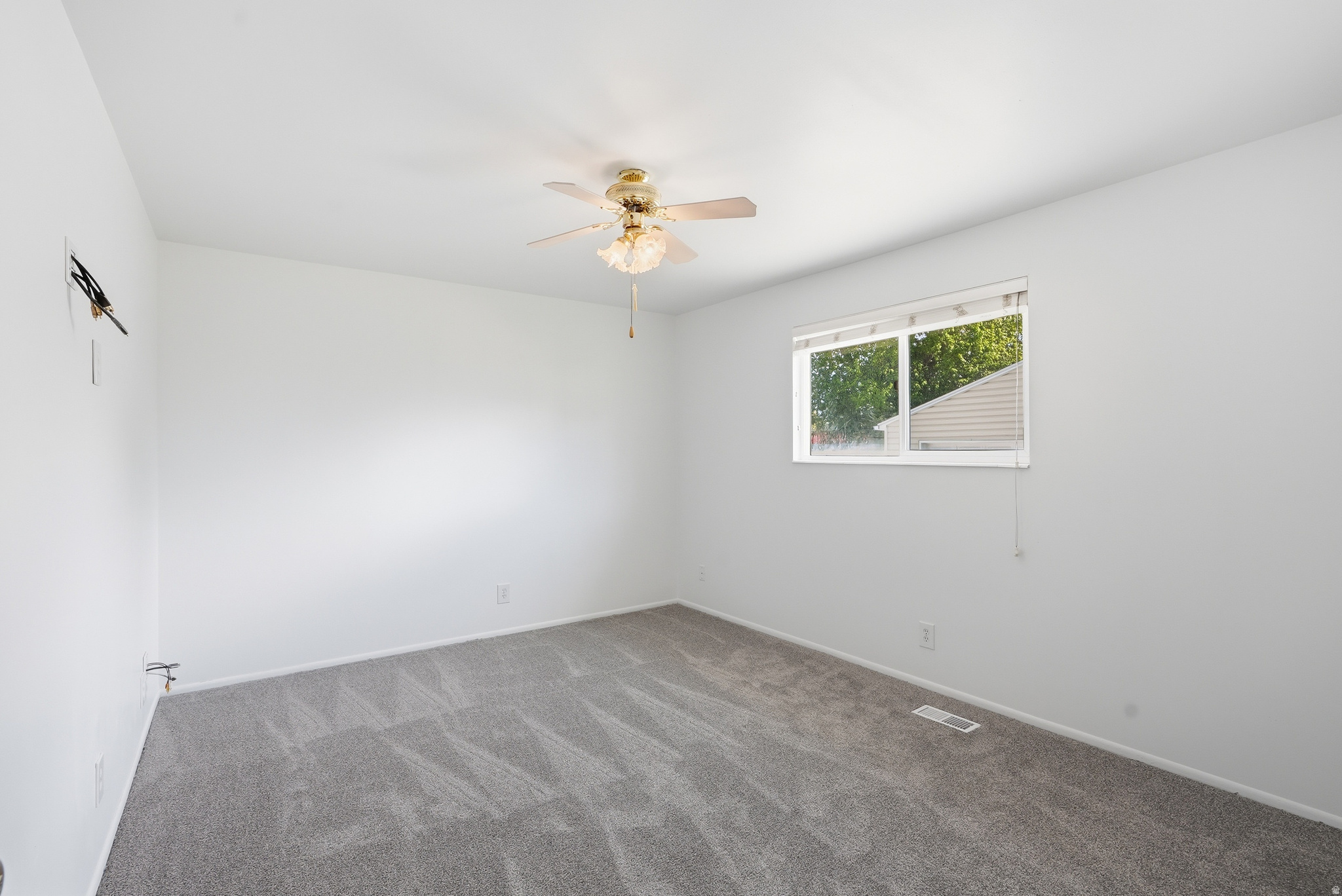 WHITE SANDS - Residential