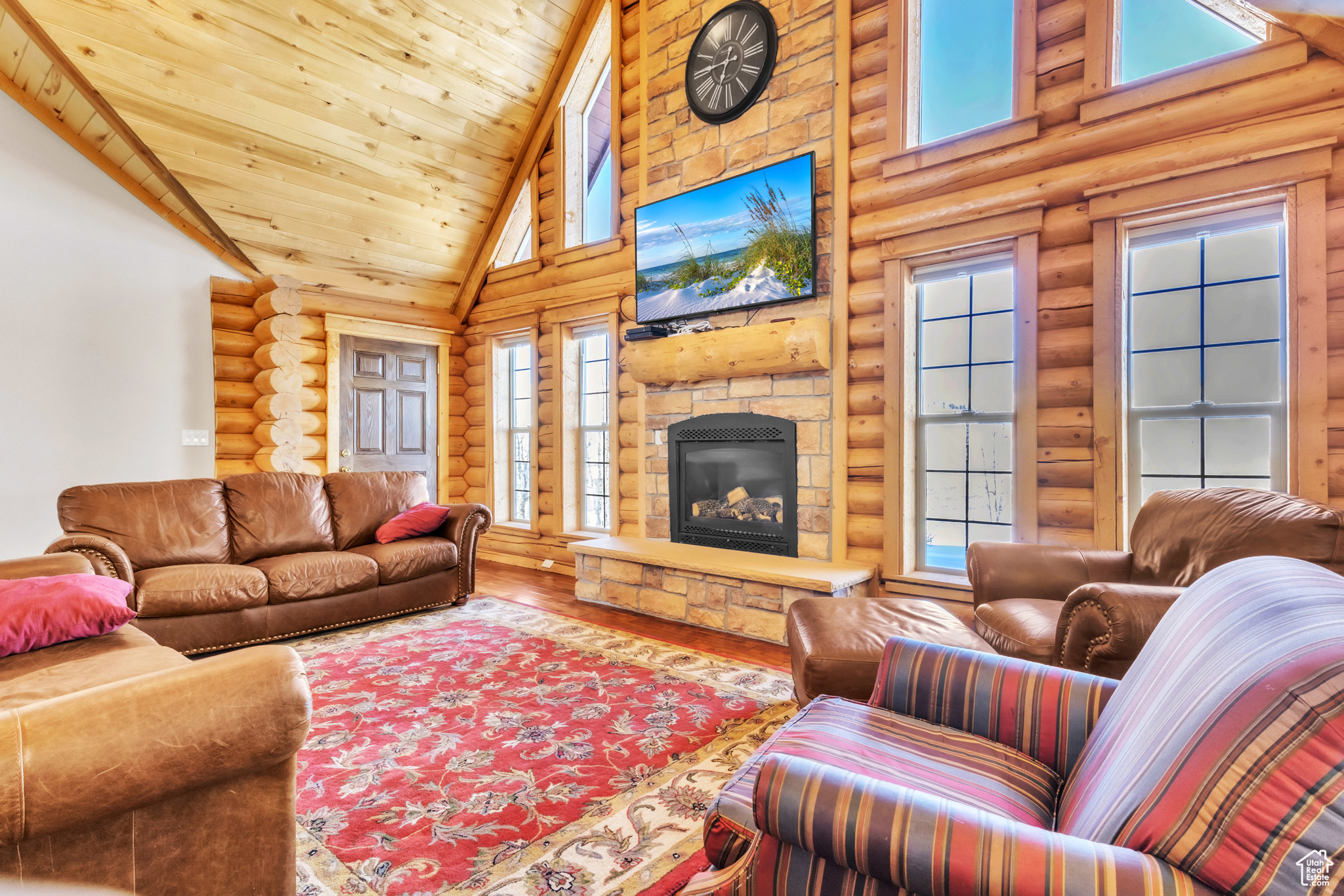 ASPEN ESTATES - Residential