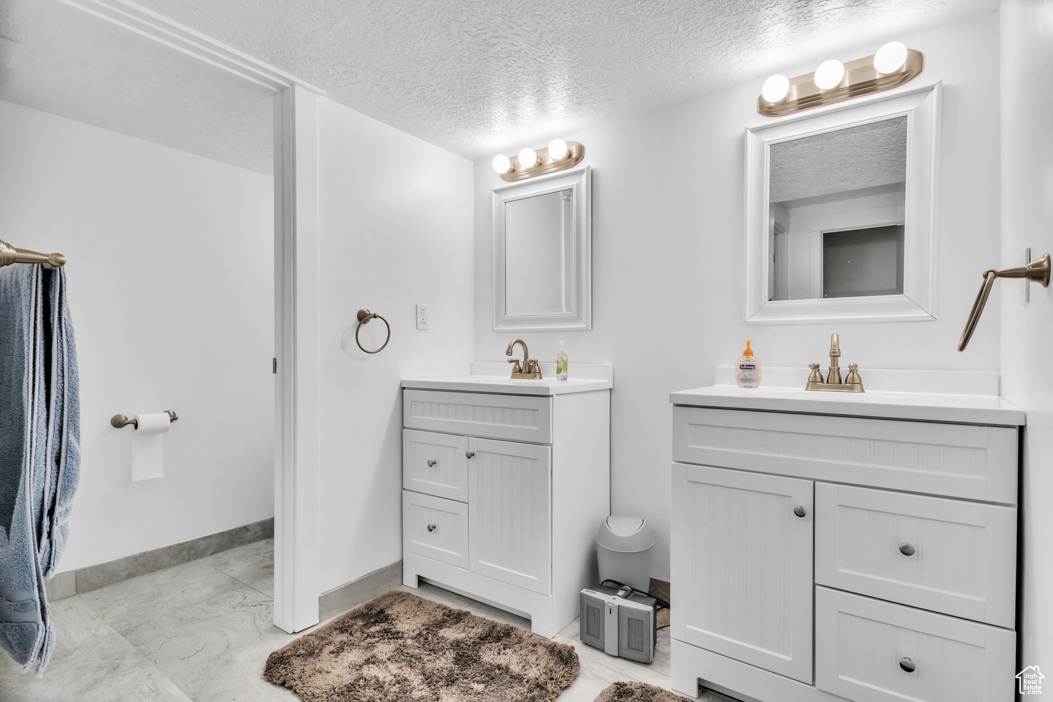 ASPEN ESTATES - Residential