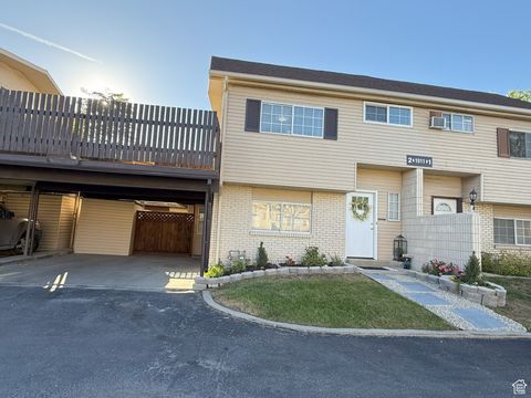 Photo of 1911 W HOMESTEAD FARMS LN #2, West Valley City, UT 84119 (MLS # 2115635)