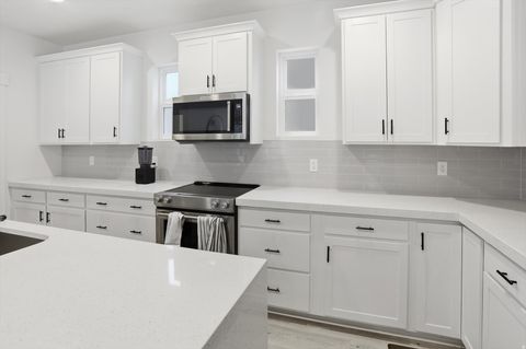 Tiny photo for 11754 S SILVER POND DR W, South Jordan, UT 84009 (MLS # 2128788)