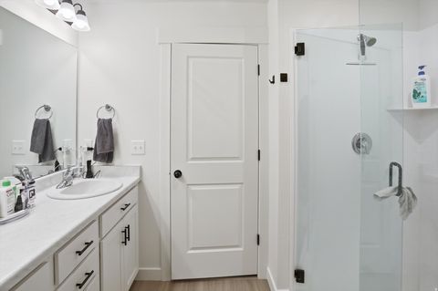 Tiny photo for 11754 S SILVER POND DR W, South Jordan, UT 84009 (MLS # 2128788)