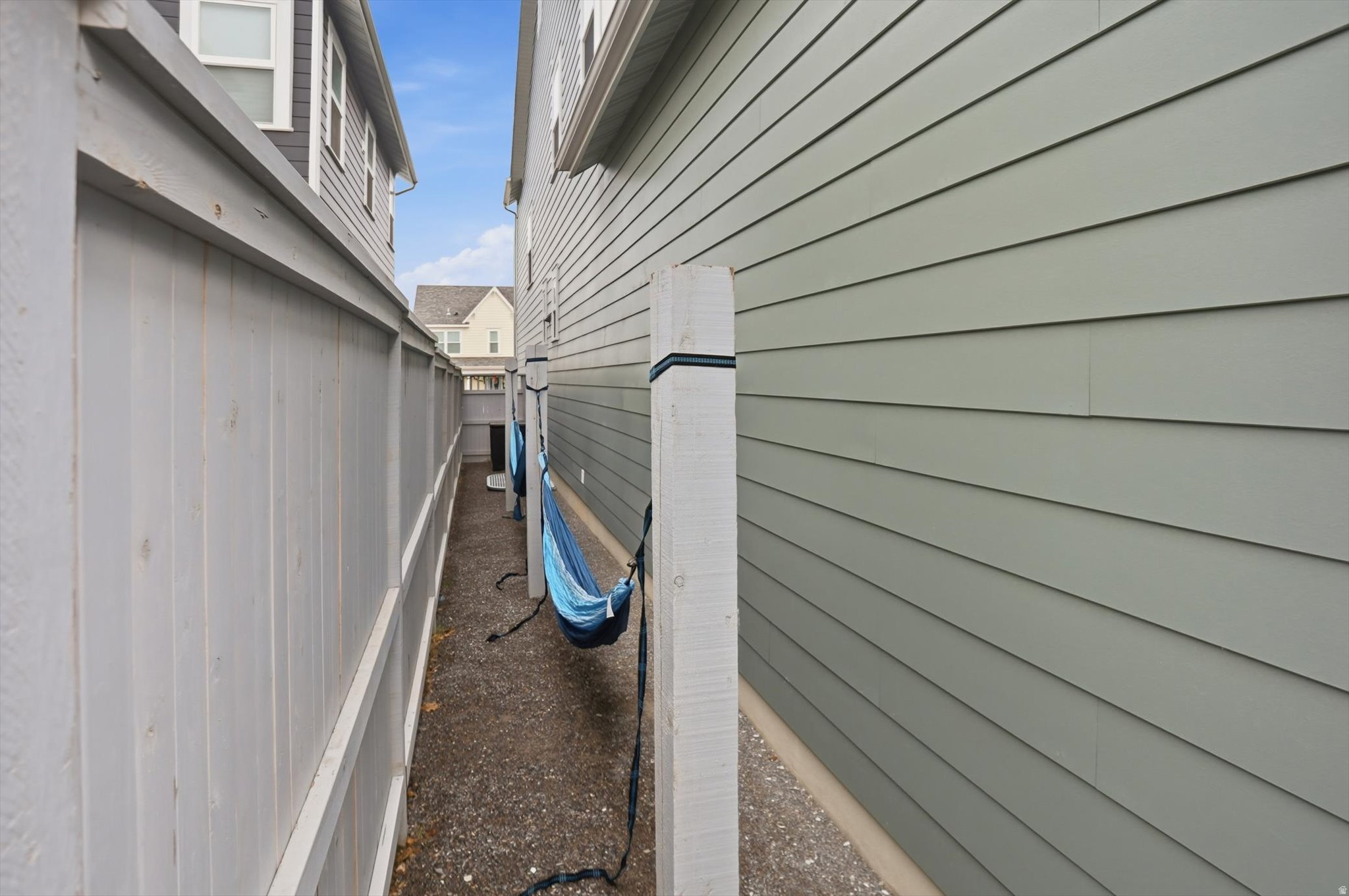 DAYBREAK - Residential