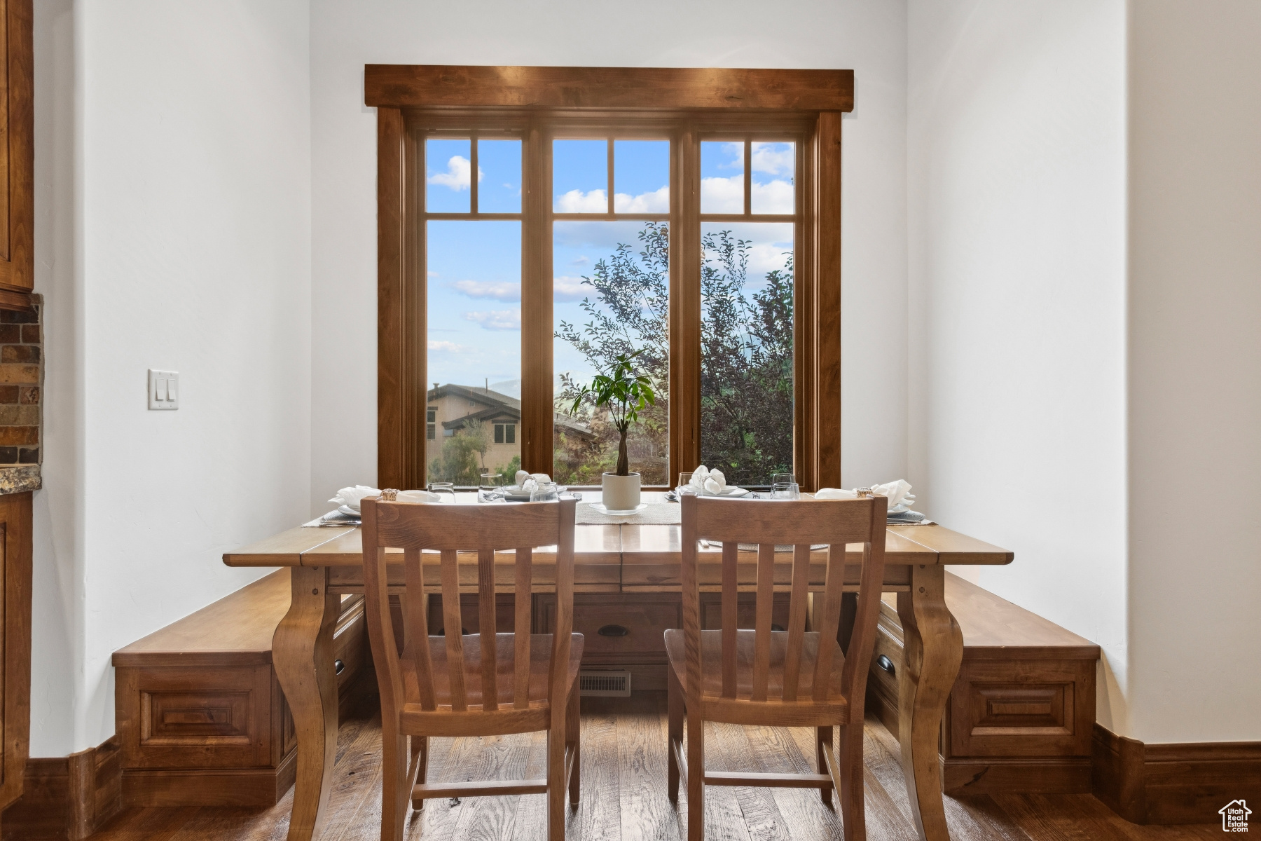 Park City, Utah 84098, United States, 5 Bedrooms Bedrooms, ,5 BathroomsBathrooms,Residential,Active,163094