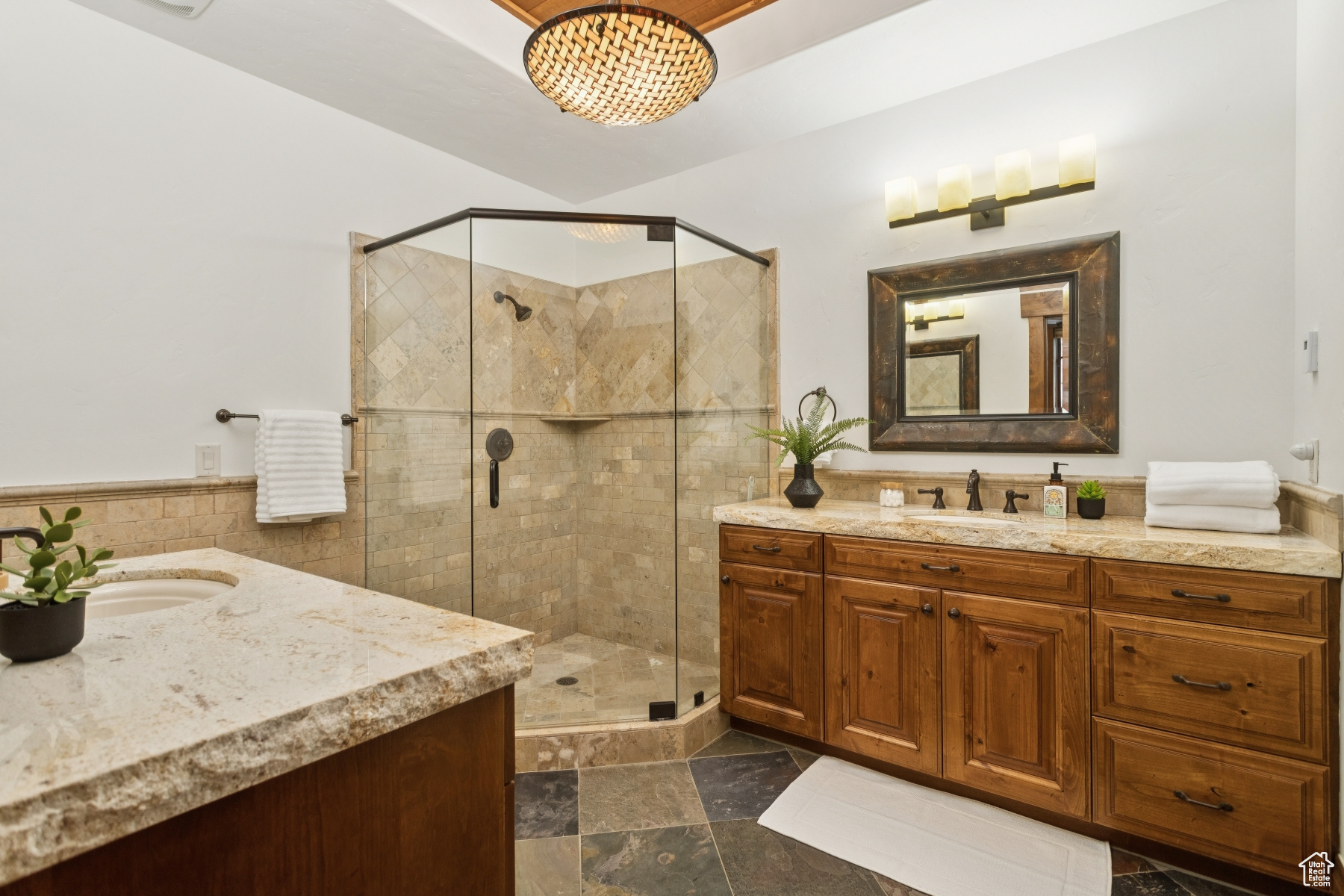 Park City, Utah 84098, United States, 5 Bedrooms Bedrooms, ,5 BathroomsBathrooms,Residential,Active,163094