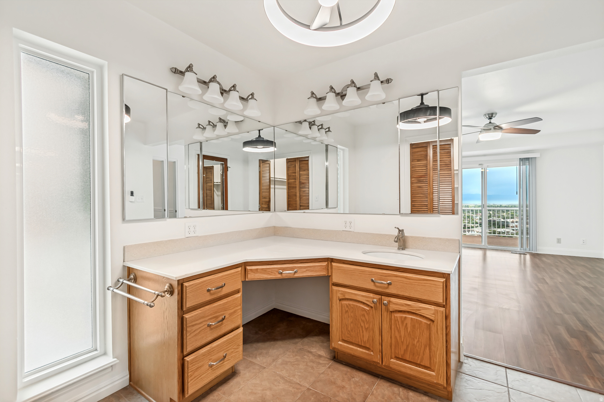 OAK HILLS SUB - Residential
