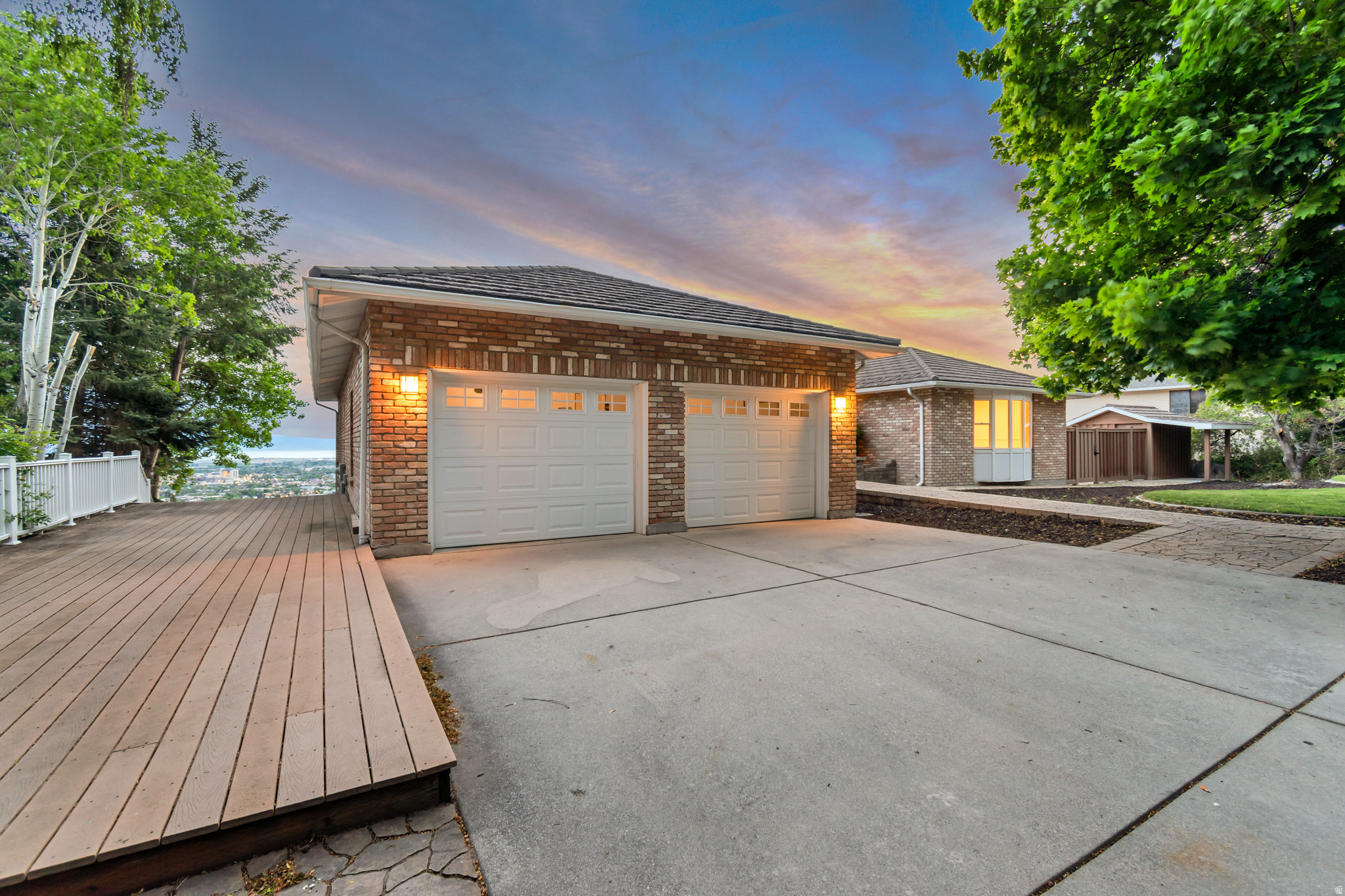 OAK HILLS SUB - Residential