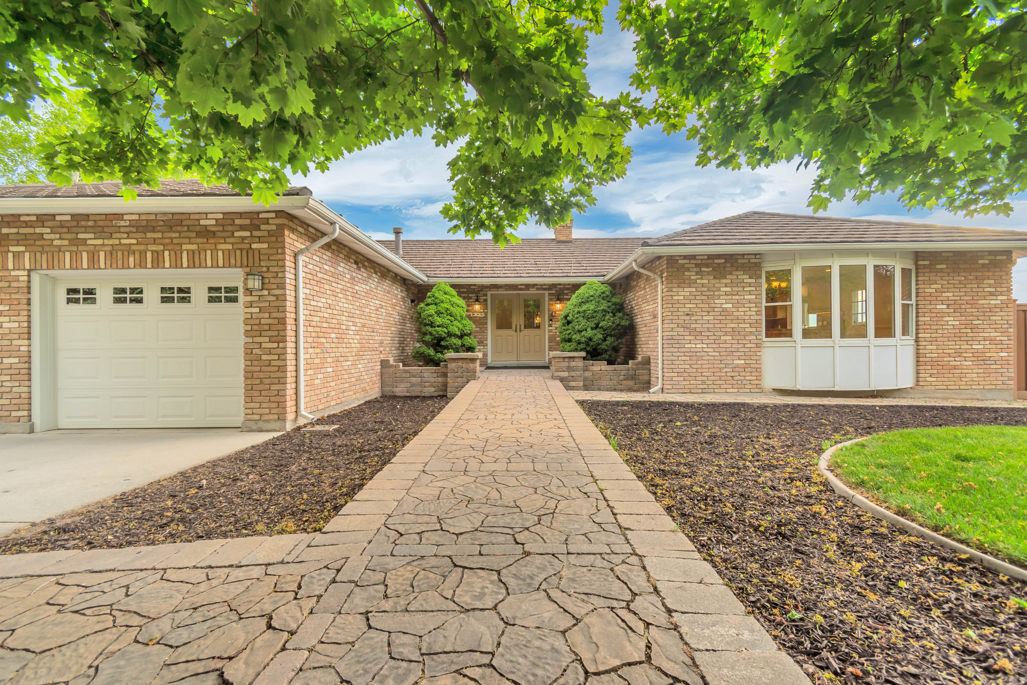 OAK HILLS SUB - Residential