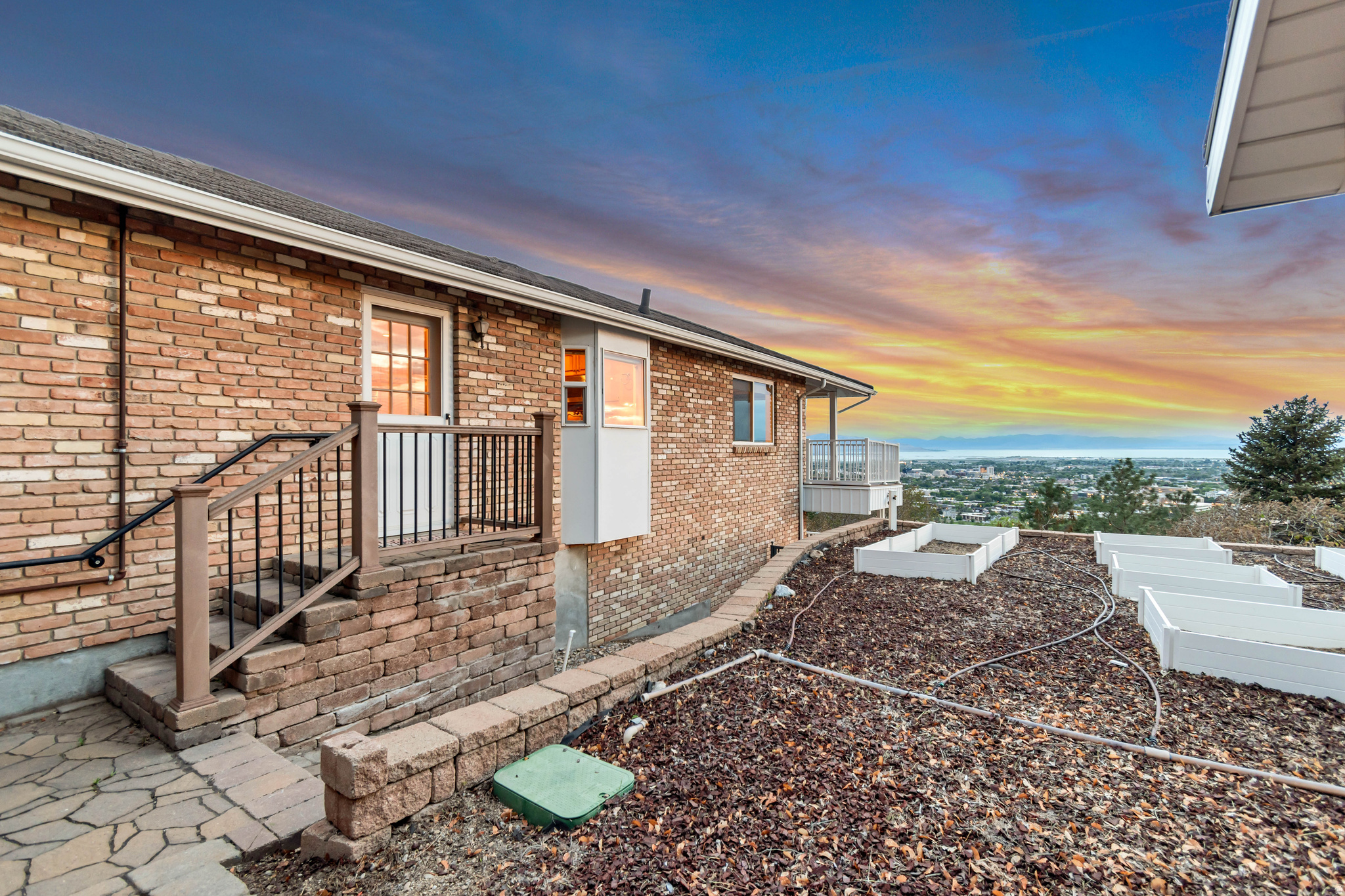 OAK HILLS SUB - Residential