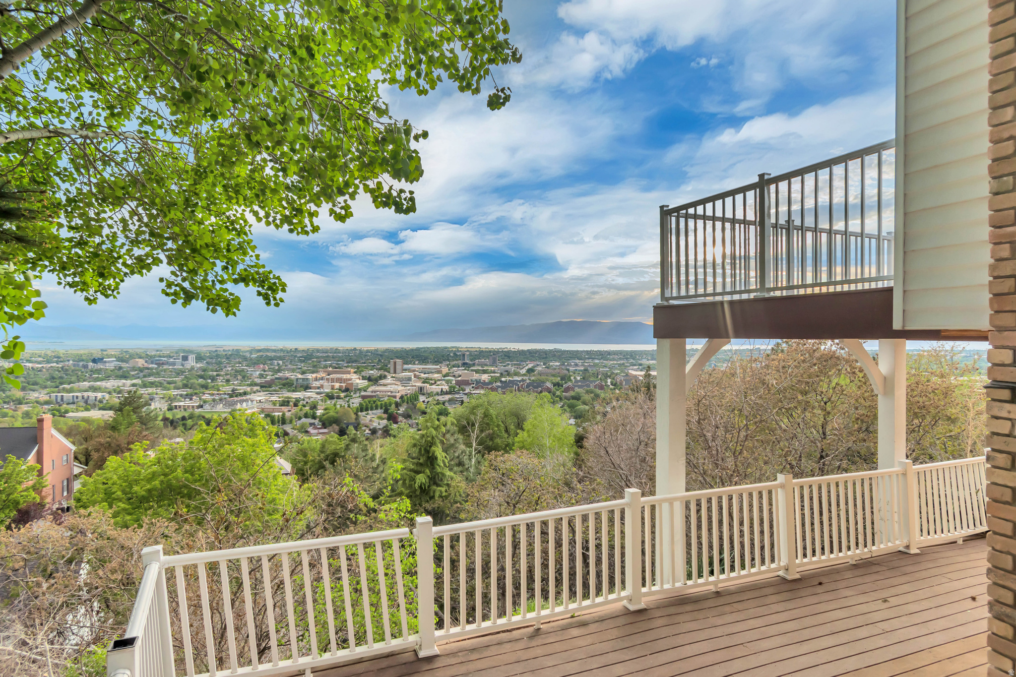 OAK HILLS SUB - Residential