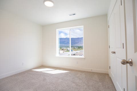 Tiny photo for 510 W 1875 N, Harrisville, UT 84404 (MLS # 2170238)