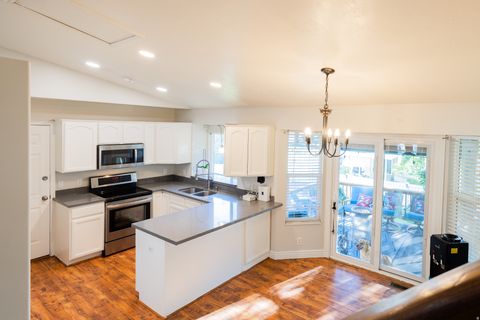 Tiny photo for 1523 N 150 W, Bountiful, UT 84010 (MLS # 2173738)