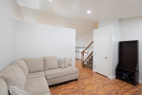 Tiny photo for 1523 N 150 W, Bountiful, UT 84010 (MLS # 2173738)