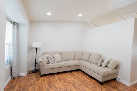 Tiny photo for 1523 N 150 W, Bountiful, UT 84010 (MLS # 2173738)
