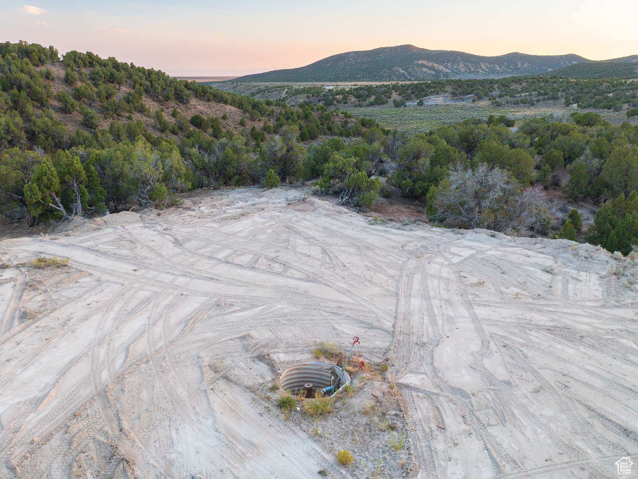 DEEP CREEK RANCHES - Land