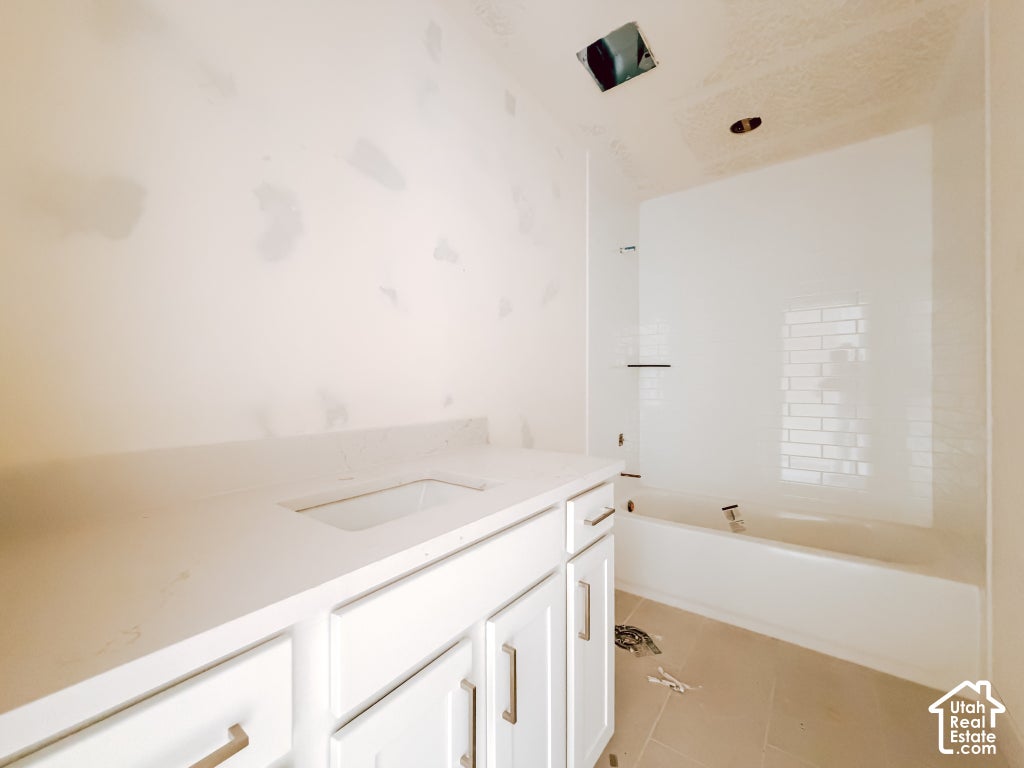 Photo of 942 W MOUNTAIN HOLLOW WAY N #336, Lehi, UT 84048 (MLS # 2187075)