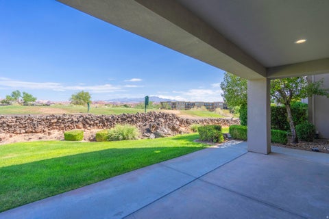 Tiny photo for 225 N COUNTRY LN #18, Saint George, UT 84770 (MLS # 2183659)