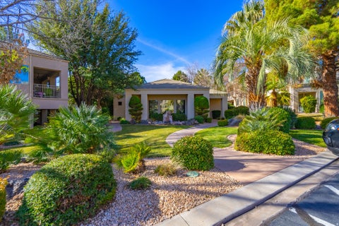 Tiny photo for 225 N COUNTRY LN #18, Saint George, UT 84770 (MLS # 2183659)